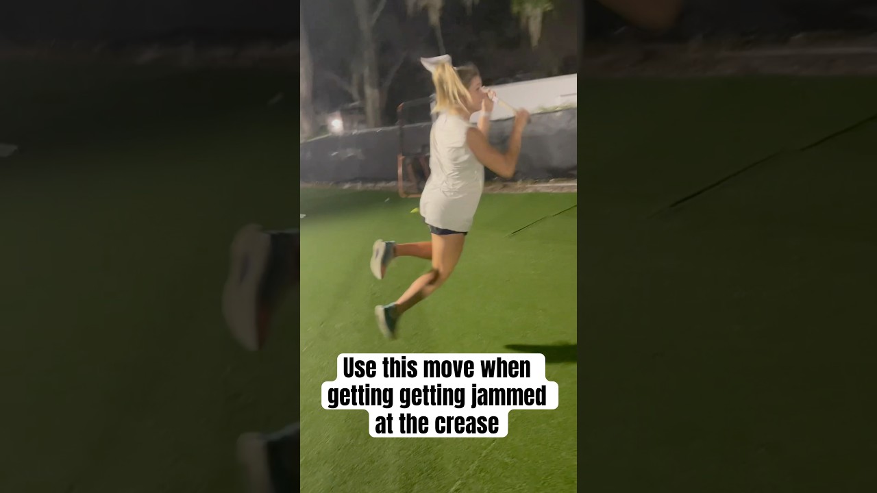 Use this Crease combo to create space and beat defenders inside the 8m. #lacrosse #LacrosseMoves